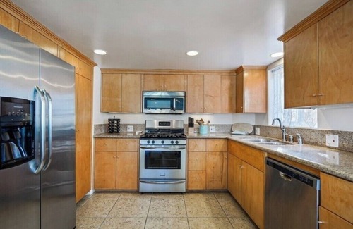 Silver Strand Casa | Rooftop Getaway- Ocean View Beach House!