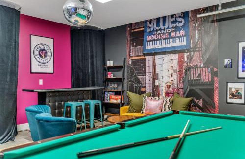 Katie Hill Neighborhood Casa | Rooftop Hot Tub & Game Room - 3 Miles to Downtown