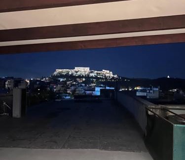 Psirri Apartamento | Rooftop in Psyrri- 360 Athens view