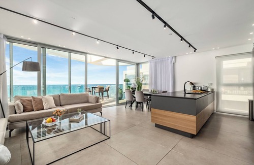 Haifa Condominio | Rooftop Jacuzzi Penthouse by Sea N' Rent