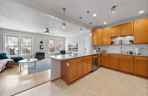 Lake Geneva Apartamento | Rooftop On Main-Downtown Lake Geneva!