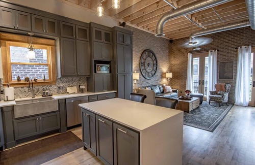 McMinnville Casa | Rooftop on Main Street, Downtown McMinnville