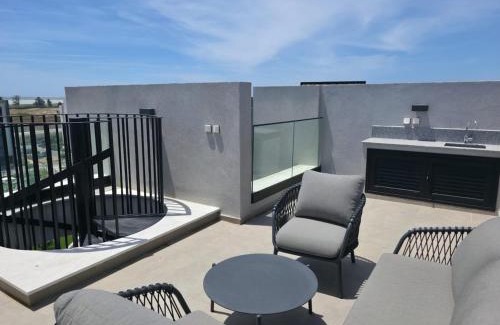 Vasa Koilaniou Apartamento | Rooftop Sunset Garden by Staycom