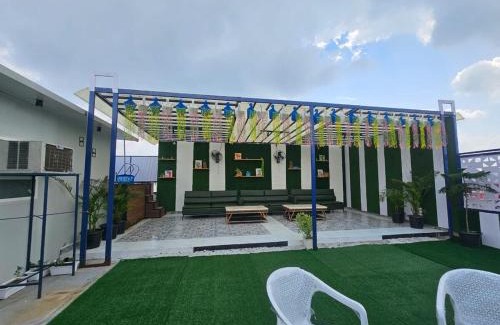 Faridabad Apartamento | Rooftop With Pool Party 3BHK Luxury Space