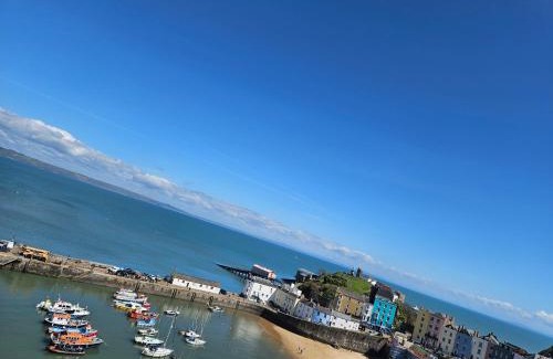 Tenby Casa | Rooftops