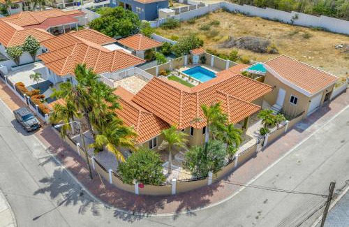 Sero Grandi Casa | Rooi Koochi 29B