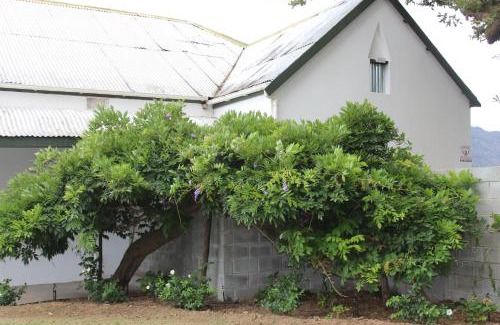 Prince Alfred Hamlet Casa | Rooikraal Farm Guesthouse and dam