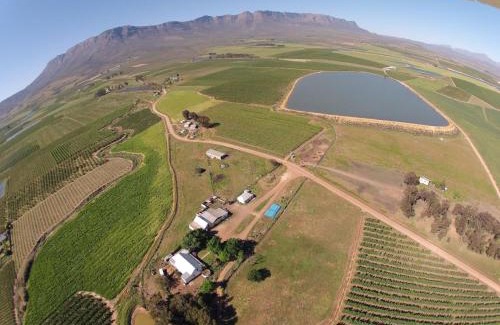 Prince Alfred Hamlet Casa | Rooikraal Farm Guesthouse and dam