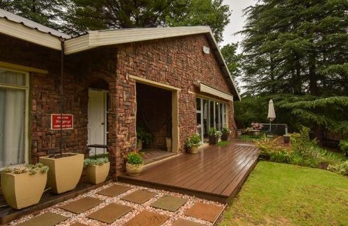 Clarens Apartamento | Rooiland Clarens
