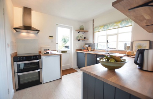 Halesworth Cabaña | ROOKYARDS, pet friendly, character holiday cottage in Halesworth