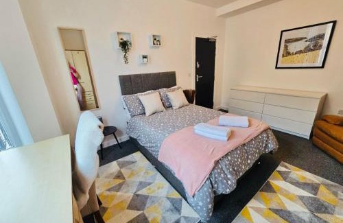 Hope Street Casa | Room 1 Shared House in L7