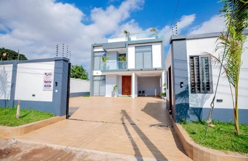 North Legon Apartamento | Room 103 - Uphills Court