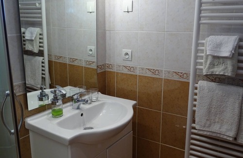 Castellane Cama Y Desayuno | Room 2 - "Le Destourbes