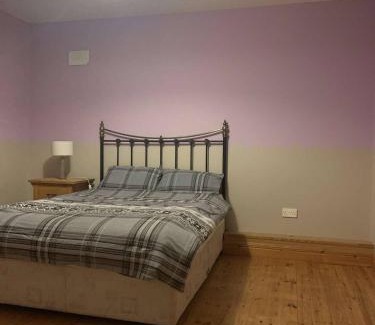 Williamstown Casa | Room 2 , Williamstown, Ireland