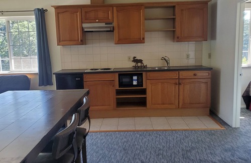 Stevenson Cabina | Room # 2 with kitchen and bathroom, 2nd floor with stairs