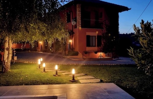 Barbaresco Casa | Room 2 with private bathroom