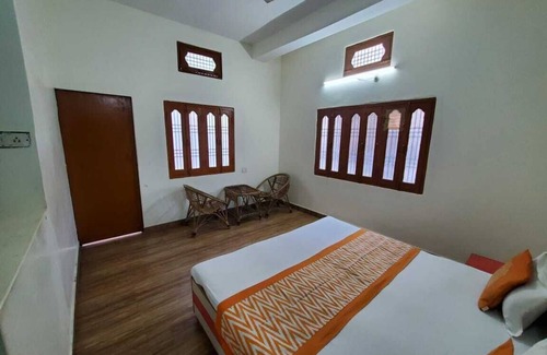 Varanasi Cabina | Room 3 - Near to River & Golden temple. Close to all visiting places is nearby