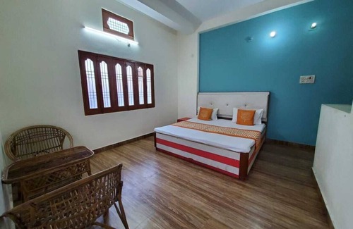 Varanasi Cabina | Room 3 - Near to River & Golden temple. Close to all visiting places is nearby