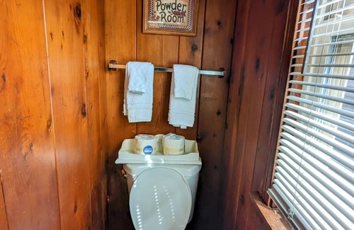 Lewiston Apartamento | Room 3 - Riverside Motel - 2 Queen Beds