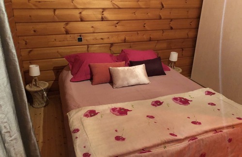 Valpaja Casa | Room 3 violet 2 adults