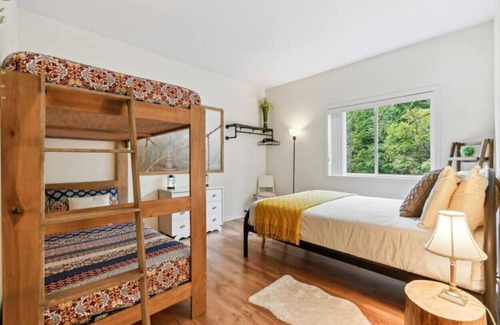 Saint Donat Cama Y Desayuno | Room 4: The Natural