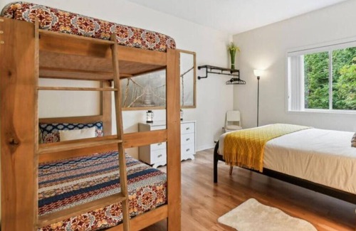 Saint Donat Cama Y Desayuno | Room 4: The Natural