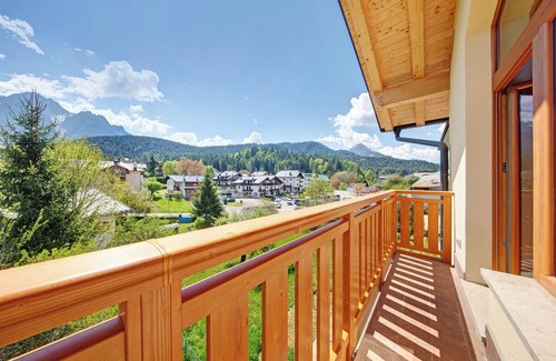 Pieve di Cadore Apartamento | Habitación '5- Affittacamere Nene Mansarda' con vistas a las montañas, terraza compartida y Wi-Fi