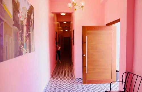 Santurce Hotel | Room 5 Relaxed City Haven in Santurce