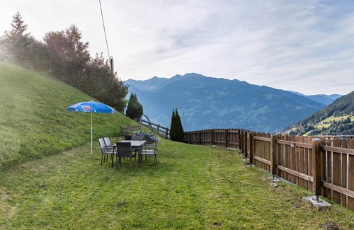 Hainzenberg Apartamento | Habitación '5' con vistas a la montaña, terraza compartida y wifi
