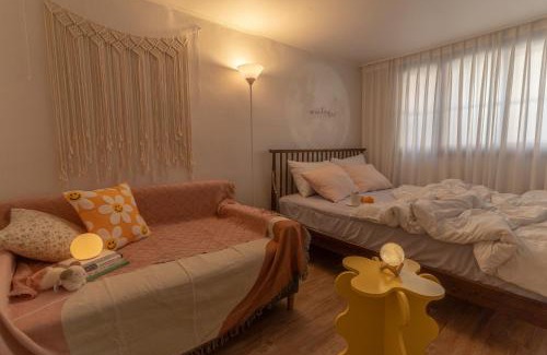 Beon 1-dong Apartamento | Room 51ㅣprivateㅣWiFiㅣcozyㅣcomfyㅣ3min Suyu Stn