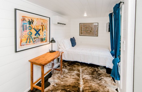 Graham Casa | Room #8 at The Middleton