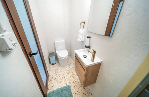Santurce Hotel | Room 8: Colorful Crash Pad Near Cerra Art