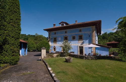 Santianes de Ola Apartamento | Habitación 'Araucaria' con vistas a la montaña, jardín compartido y Wi-Fi