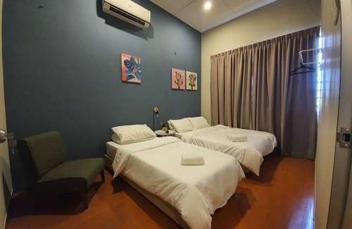 Downtown George Town Casa | Room at Jln Loh Boon Siew Georgetown