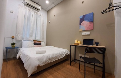 Downtown George Town Casa | Room at Jln Loh Boon Siew Georgetown