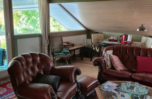 Charmes Apartamento | Room + Bathroom + Balcony by the Canal
