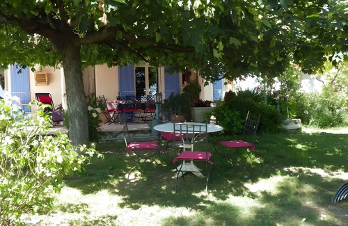 Visan Apartamento | Room 'Bellevue' with Mountain View, Shared Terrace and Wi-Fi