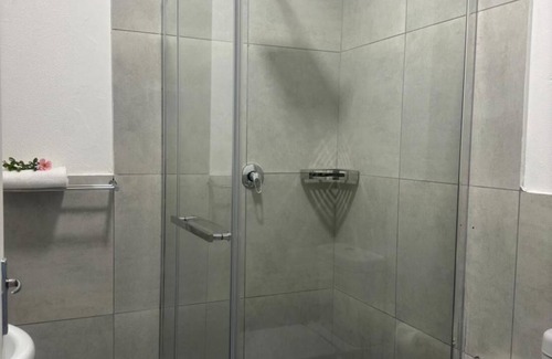 White River Casa | Room in Guest Room - Busa House Self-catering Guest House & Caravan Park