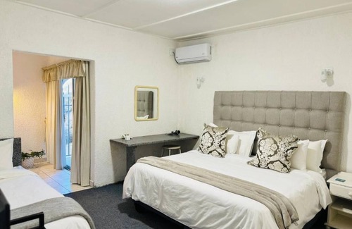 White River Casa | Room in Chalet - Busa House - Triple Room