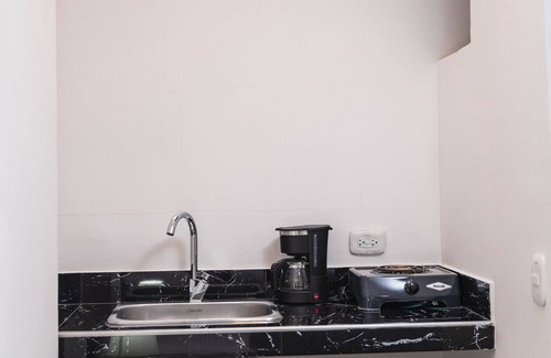 Cali Apartamento | Habitacion por el coliseo del pueblo H103