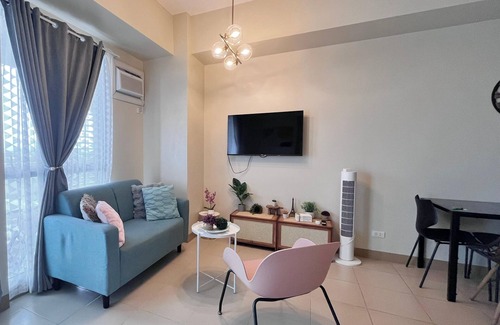 Iloilo Casa | Room-casa Florida - The Palladium