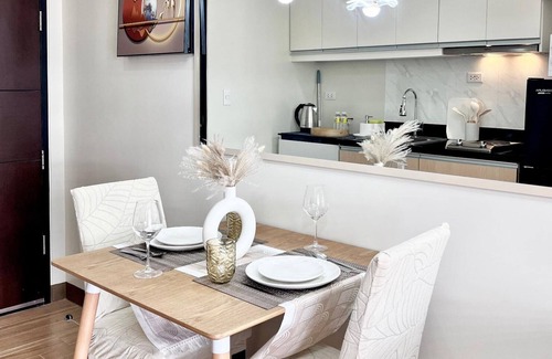Iloilo Casa | Room-cozy, Modern and Homey, The Bliss S