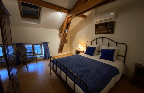 Sainte-Marie-dʼAlloix Cama Y Desayuno | Room Debussy, bed160 cosy, well heated in winter