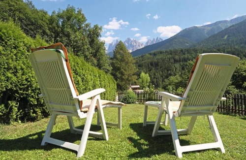 Villnoss Apartamento | Habitación 'Dreibettzimmer 2' con vistas a la montaña, terraza privada y Wi-Fi