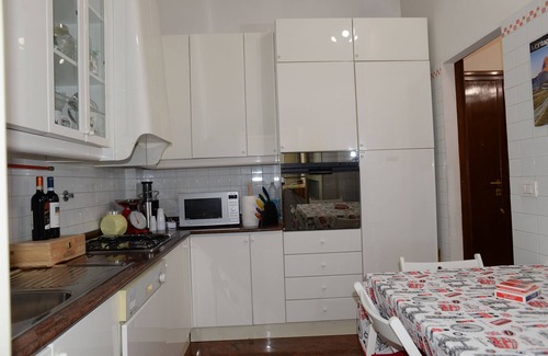 Tor di Quinto Casa | Room-emilio Home Triple Room in our Cozy