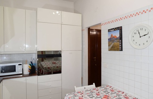 Tor di Quinto Casa | Room-emilio Home Triple Room in our Cozy