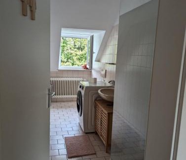 Alt-Knielingen Apartamento | Room for 1-2 guests, bed & couch