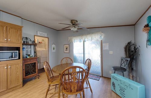 Shiner Casa | ROOM FOR ALL