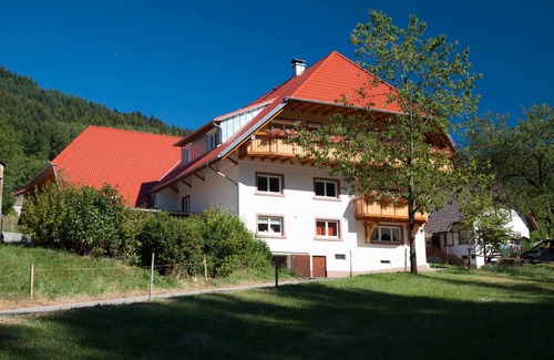 Winden im Elztal Apartamento | Habitación 'Gästezimmer Hörnlebergblick' con terraza compartida, jardín compartido y Wi-Fi