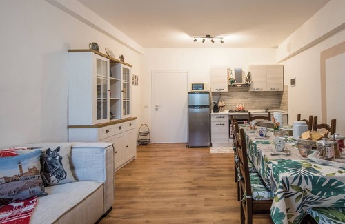 Buonconvento Apartamento | Habitación 'Girasole' con Wi-Fi y aire acondicionado